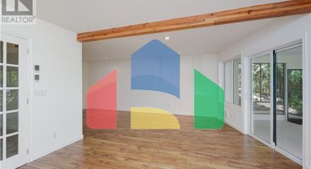 Residential - Single Family Home - Central Saanich, Canada - Canada