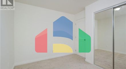 Residential - Single Family Home - Central Saanich, Canada - Canada