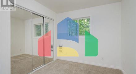 Residential - Single Family Home - Central Saanich, Canada - Canada