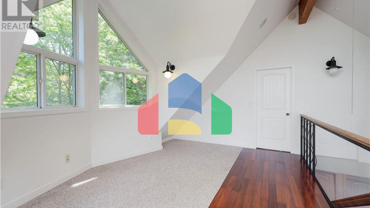 Residential - Single Family Home - Central Saanich, Canada - Canada