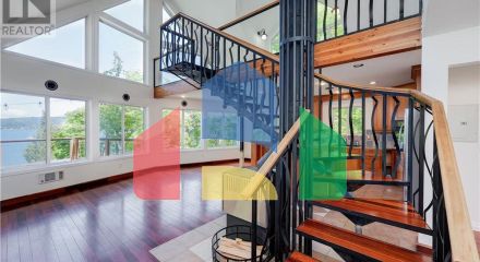 Residential - Single Family Home - Central Saanich, Canada - Canada