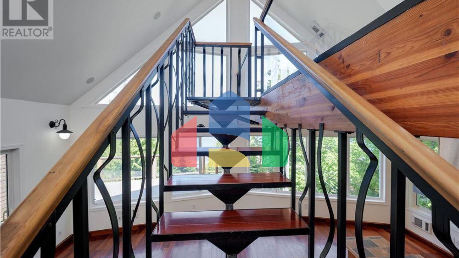 Residential - Single Family Home - Central Saanich, Canada - Canada