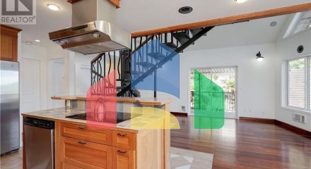 Residential - Single Family Home - Central Saanich, Canada - Canada