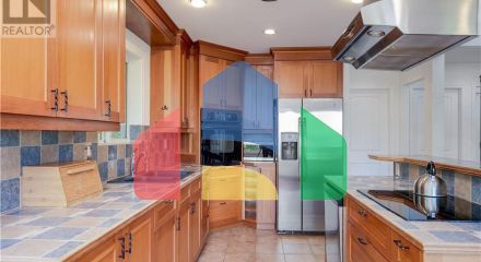 Residential - Single Family Home - Central Saanich, Canada - Canada