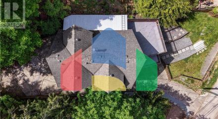 Residential - Single Family Home - Central Saanich, Canada - Canada