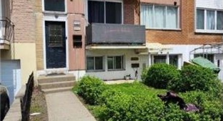Residential - Triplex - Saint-Michel, Canada - Canada