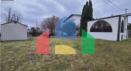 Residential - Single Family Home - Grimshaw, Canada - Canada Residential - Single Family Home - Grimshaw, Canada - Canada