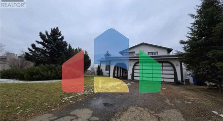 Residential - Single Family Home - Grimshaw, Canada - Canada Residential - Single Family Home - Grimshaw, Canada - Canada