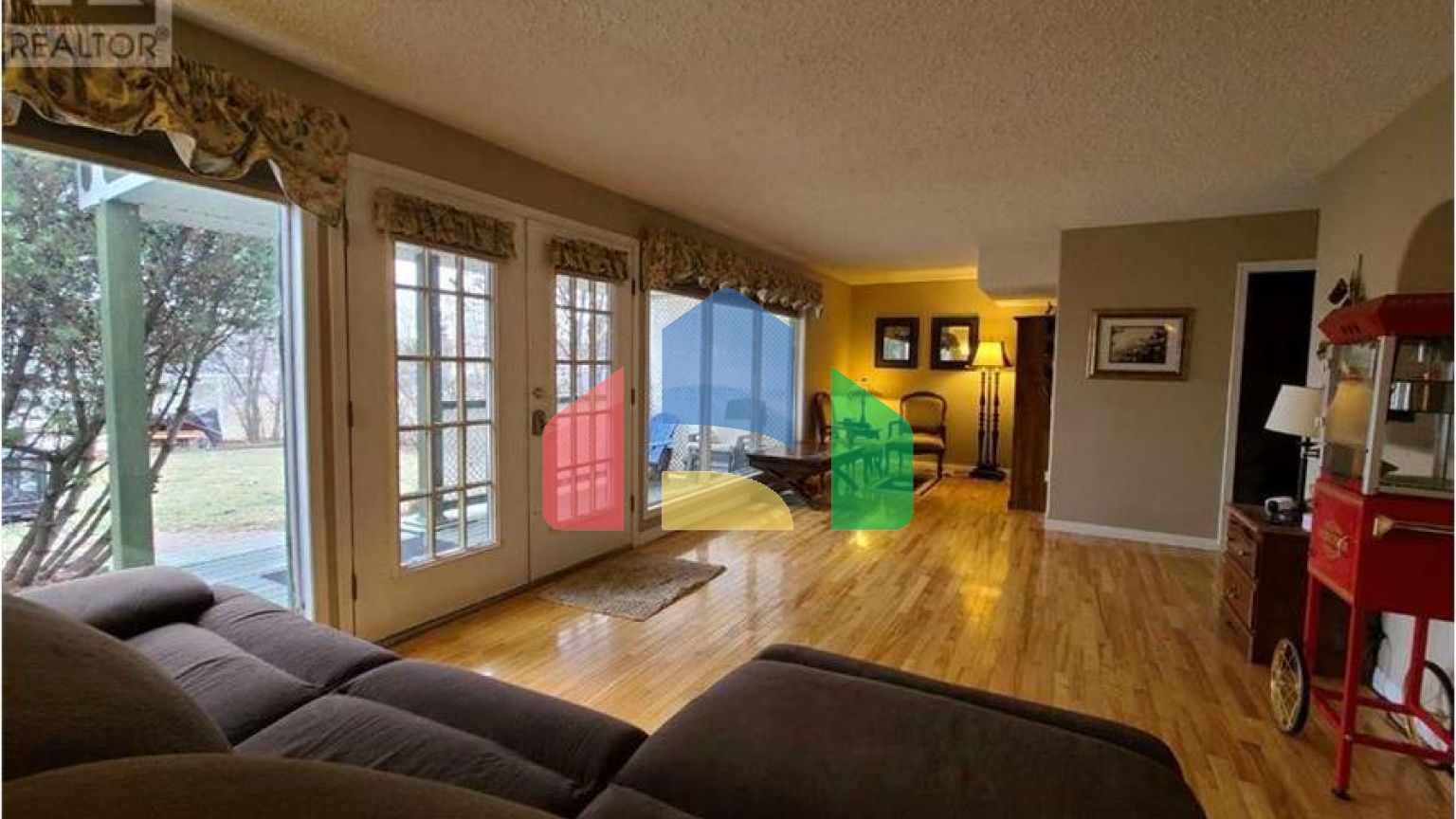 Residential - Single Family Home - Grimshaw, Canada - Canada