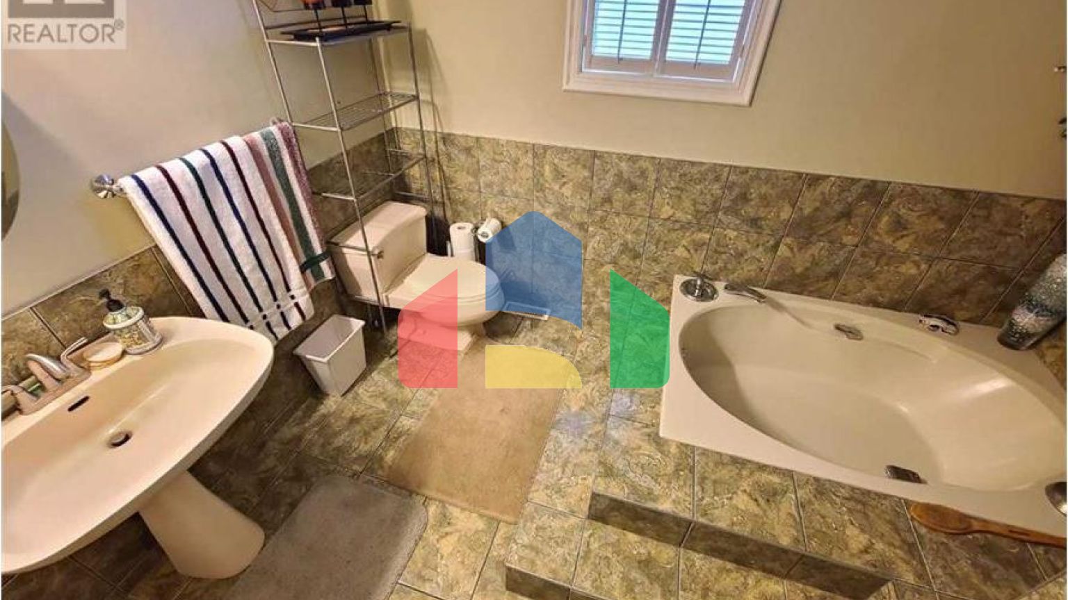 Residential - Single Family Home - Grimshaw, Canada - Canada