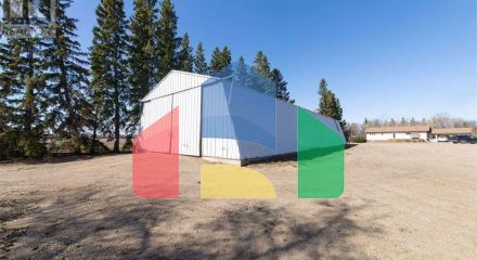Residential - Single Family Home - Neilburg, Canada - Canada