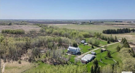Residential - Single Family Home - Rural Wetaskiwin County, Canada - Canada