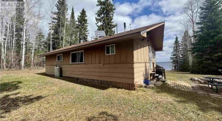 Residential - Single Family Home - Ear Falls, Canada - Canada