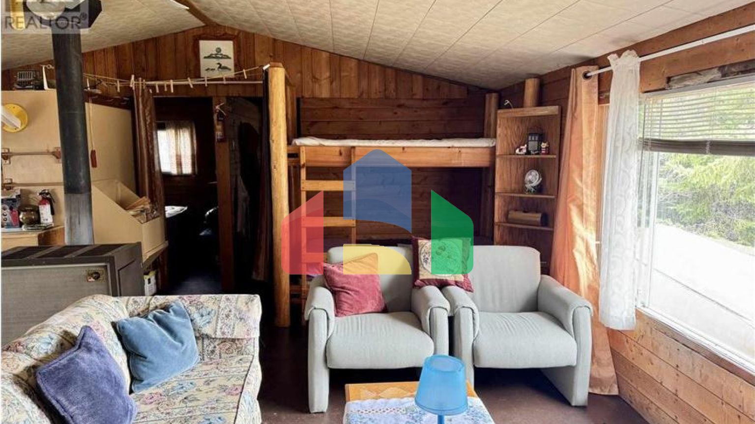 Residential - Single Family Home - Ear Falls, Canada - Canada