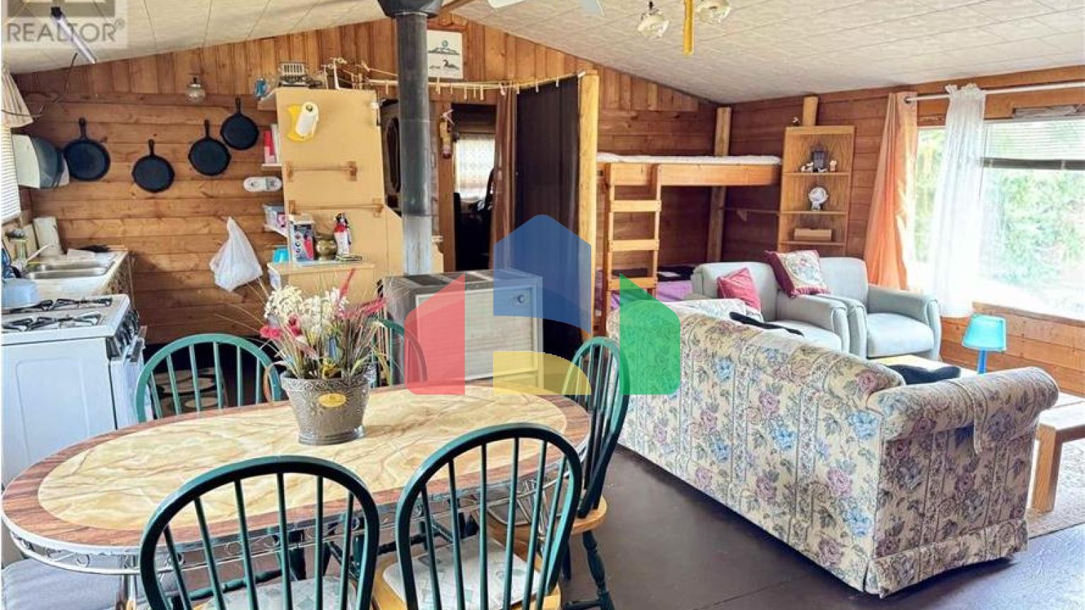 Residential - Single Family Home - Ear Falls, Canada - Canada