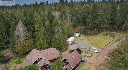 Residential - Single Family Home - Qualicum Beach, Canada - Canada