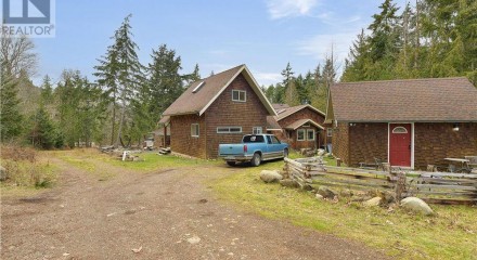 Residential - Single Family Home - Qualicum Beach, Canada - Canada