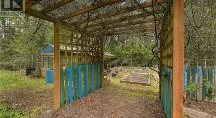 Residential - Single Family Home - Qualicum Beach, Canada - Canada