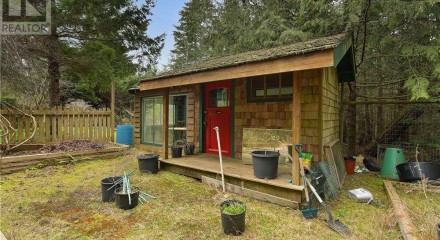 Residential - Single Family Home - Qualicum Beach, Canada - Canada