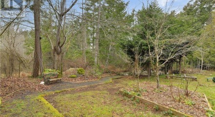 Residential - Single Family Home - Qualicum Beach, Canada - Canada