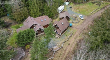 Residential - Single Family Home - Qualicum Beach, Canada - Canada