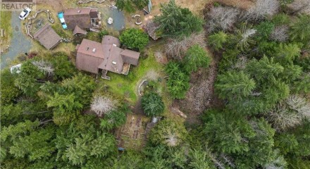 Residential - Single Family Home - Qualicum Beach, Canada - Canada