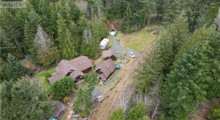 Residential - Single Family Home - Qualicum Beach, Canada - Canada