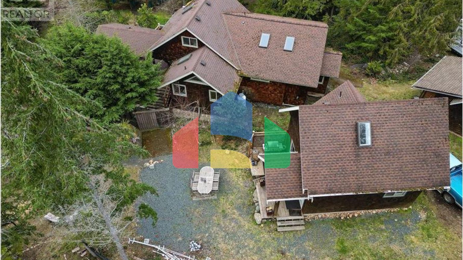 Residential - Single Family Home - Qualicum Beach, Canada - Canada