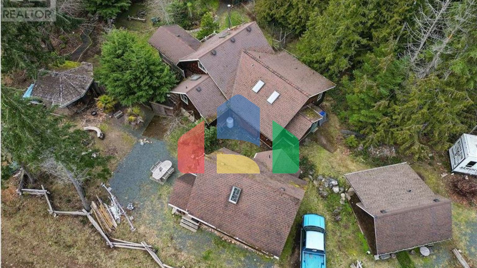 Residential - Single Family Home - Qualicum Beach, Canada - Canada