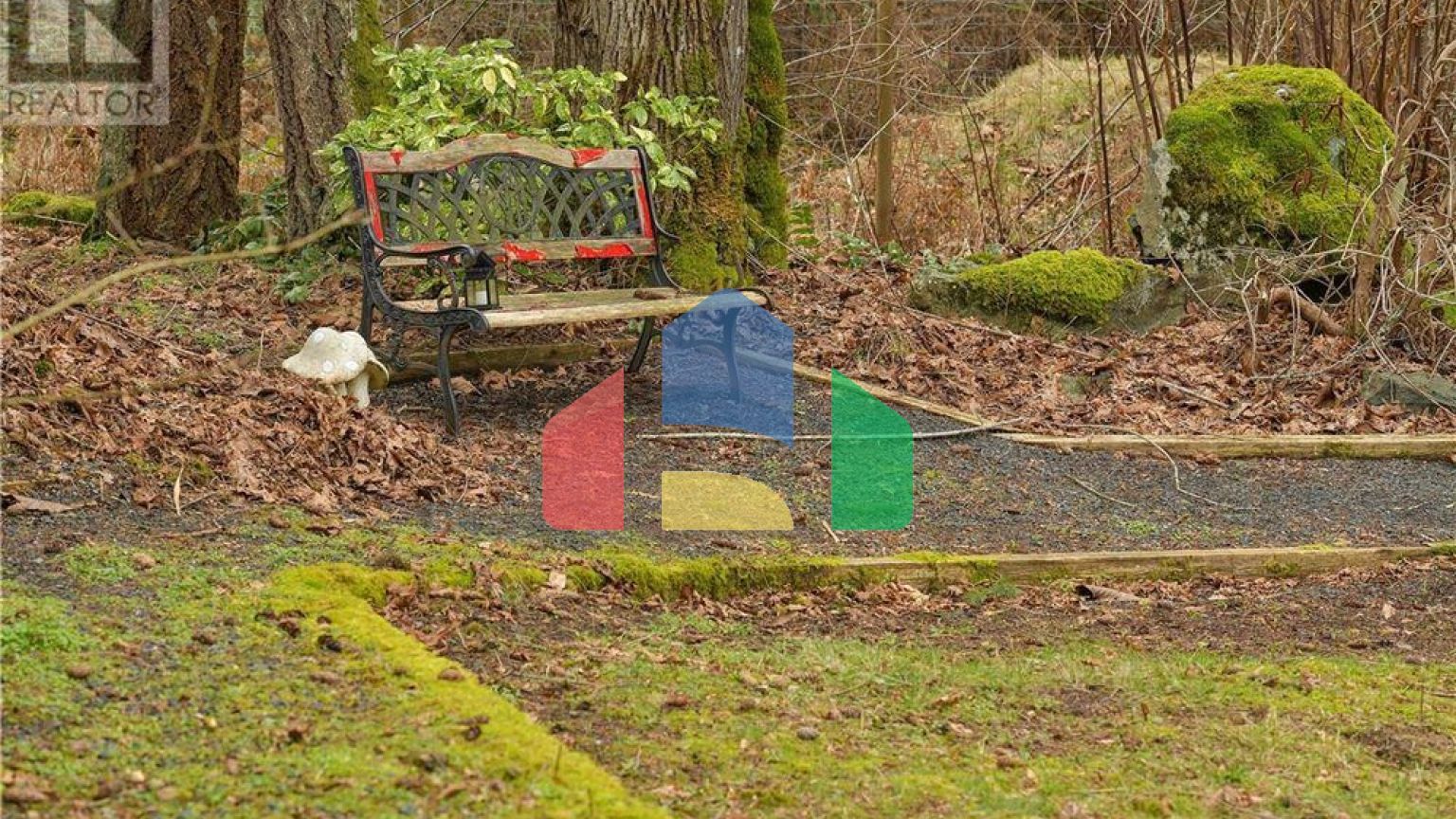 Residential - Single Family Home - Qualicum Beach, Canada - Canada