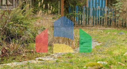 Residential - Single Family Home - Qualicum Beach, Canada - Canada