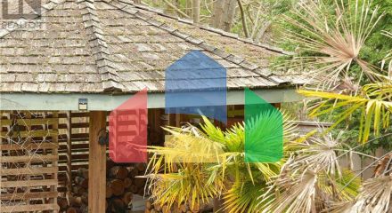 Residential - Single Family Home - Qualicum Beach, Canada - Canada