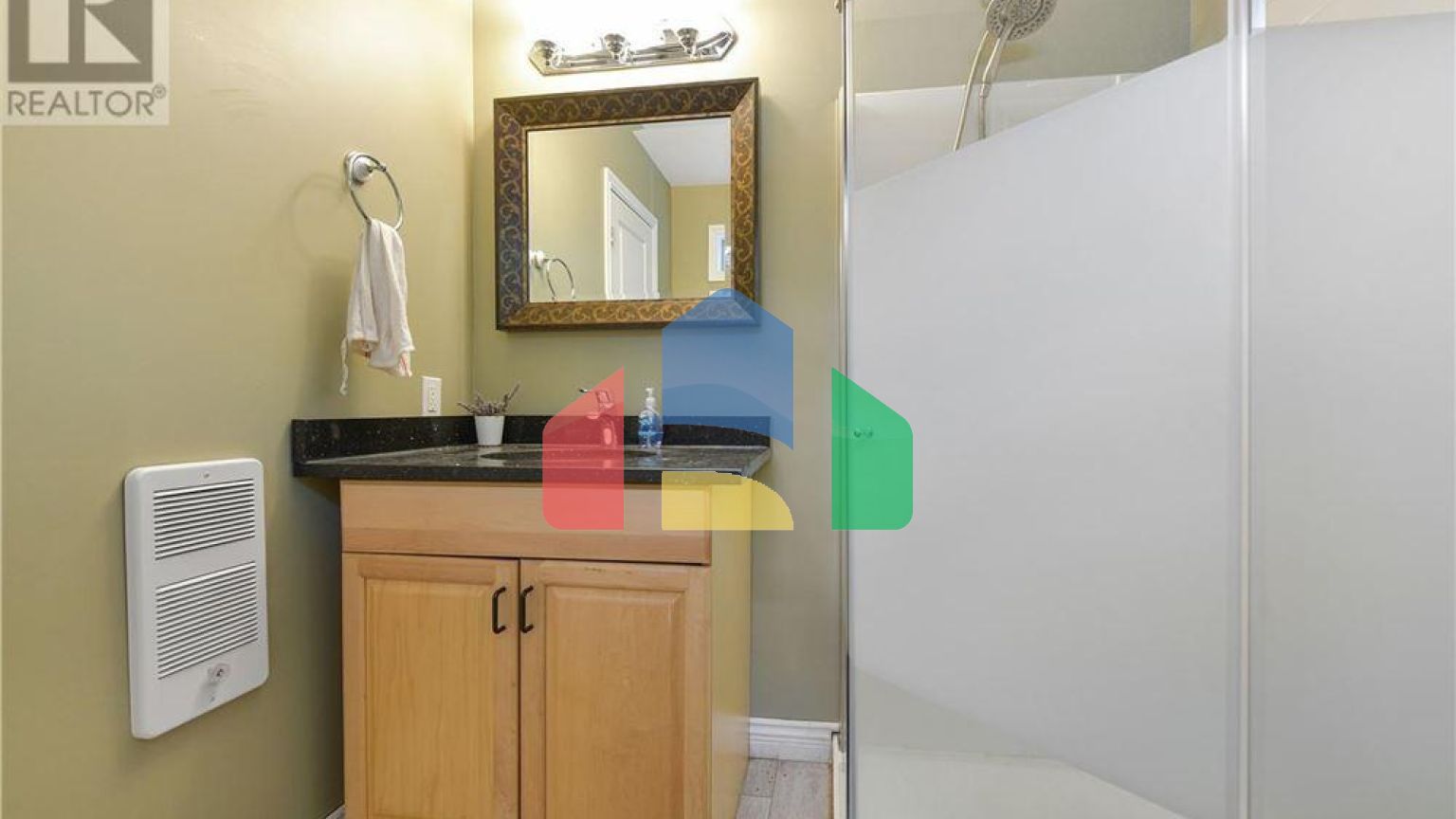 Residential - Single Family Home - Qualicum Beach, Canada - Canada