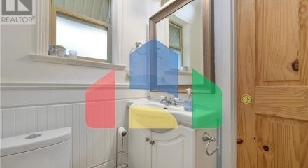 Residential - Single Family Home - Qualicum Beach, Canada - Canada