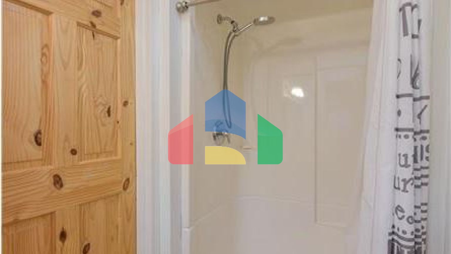 Residential - Single Family Home - Qualicum Beach, Canada - Canada