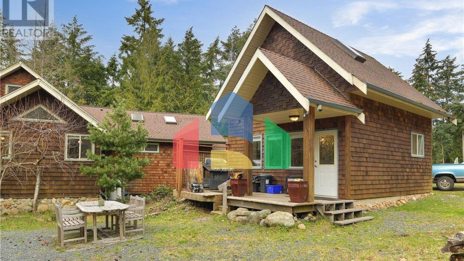 Residential - Single Family Home - Qualicum Beach, Canada - Canada