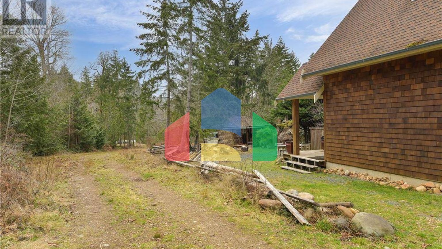 Residential - Single Family Home - Qualicum Beach, Canada - Canada