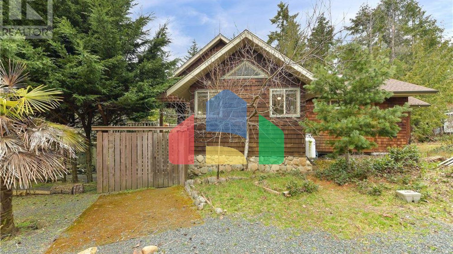 Residential - Single Family Home - Qualicum Beach, Canada - Canada