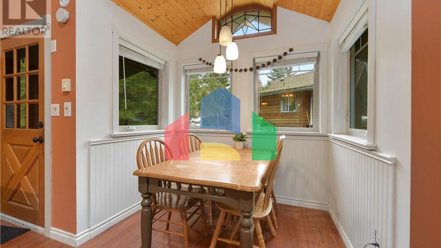 Residential - Single Family Home - Qualicum Beach, Canada - Canada