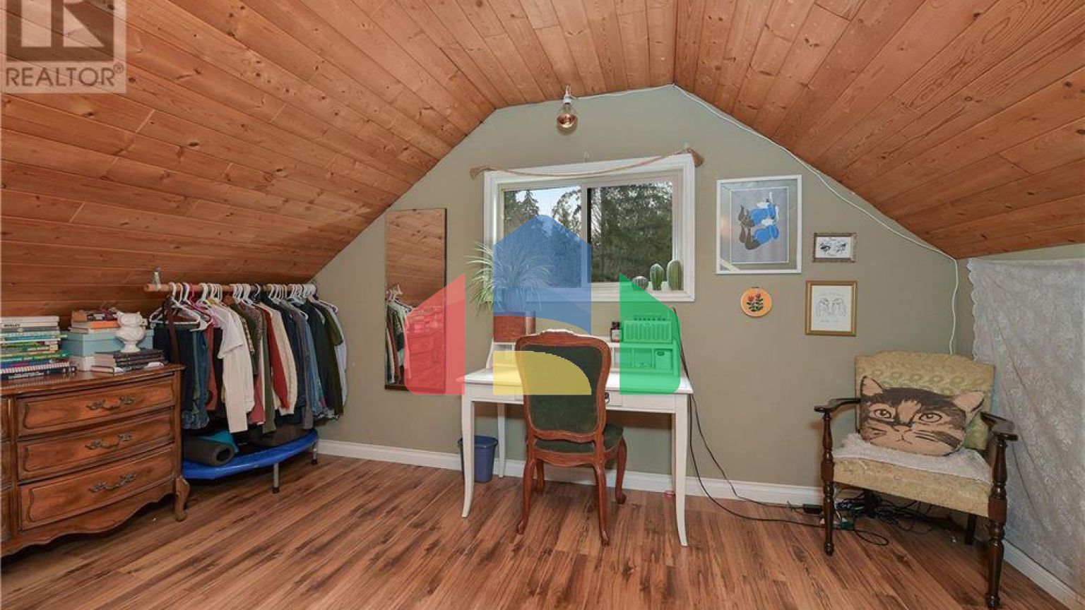 Residential - Single Family Home - Qualicum Beach, Canada - Canada