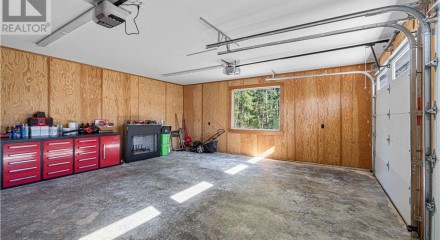 Residential - Single Family Home - Qualicum Beach, Canada - Canada