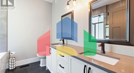 Residential - Single Family Home - Qualicum Beach, Canada - Canada