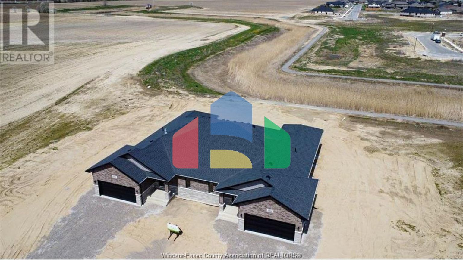 Residential - Single Family Home - Chatham, Canada - Canada