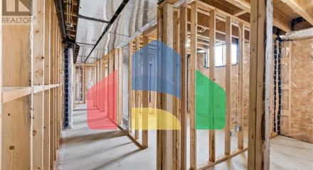 Residential - Single Family Home - Chatham, Canada - Canada