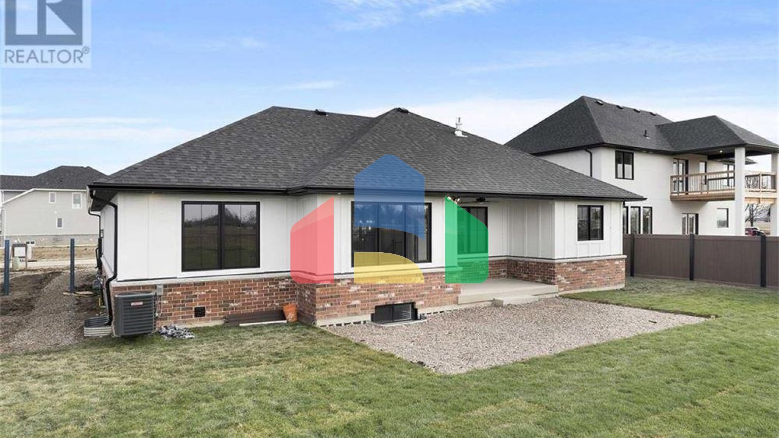 Residential - Single Family Home - Chatham, Canada - Canada