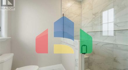 Residential - Single Family Home - Chatham, Canada - Canada