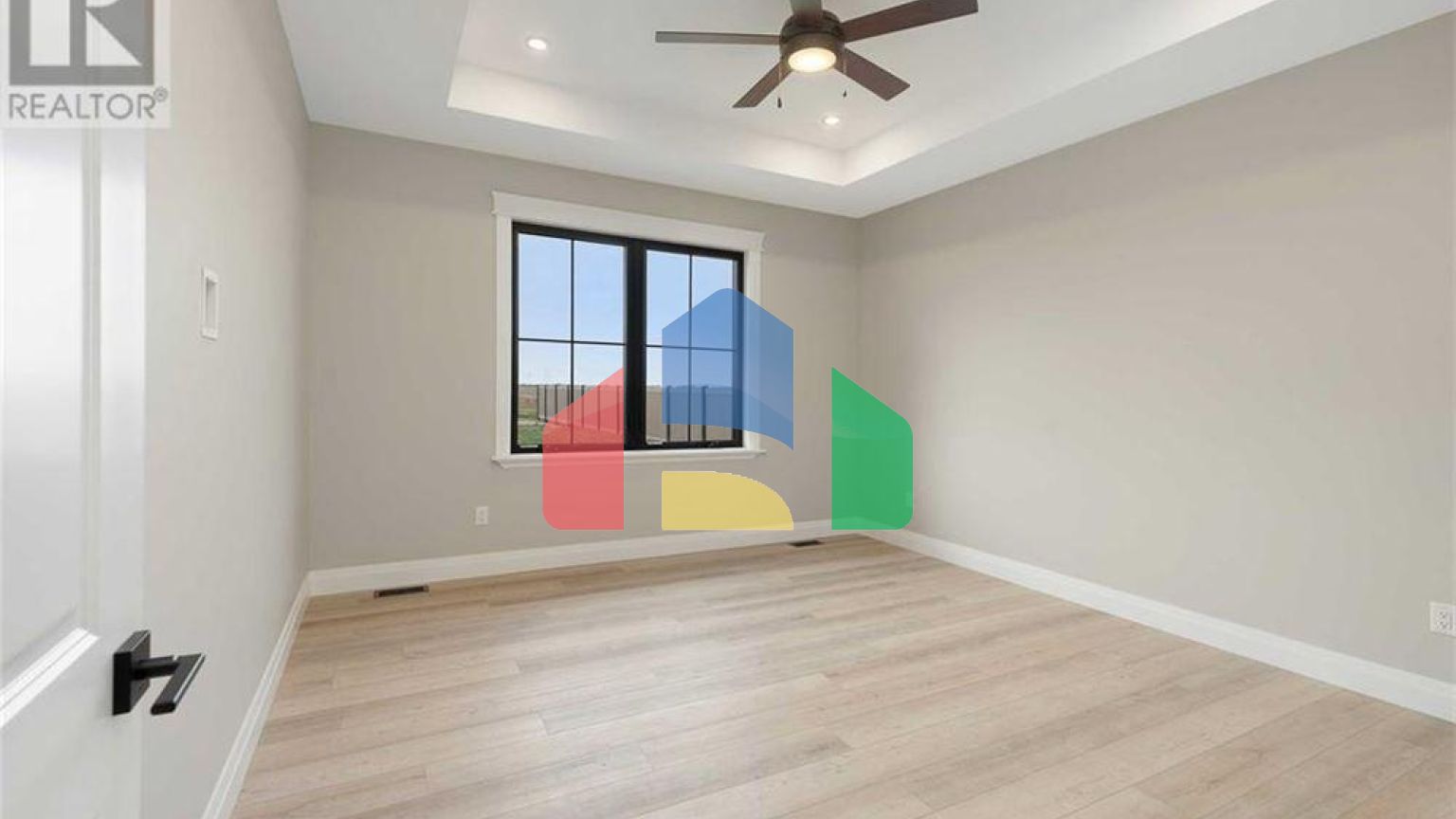 Residential - Single Family Home - Chatham, Canada - Canada