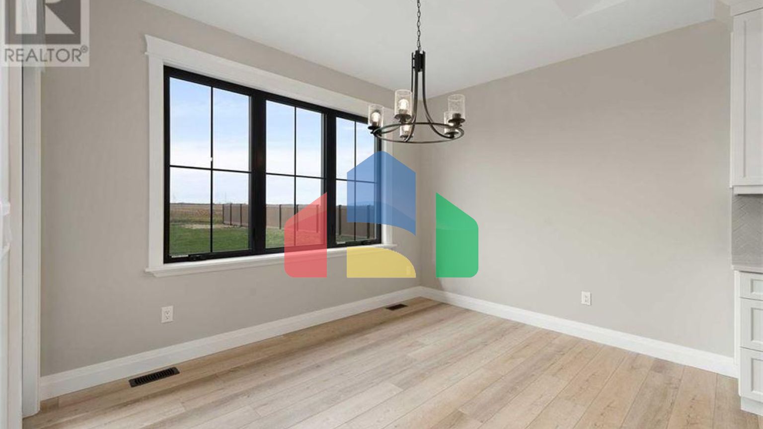 Residential - Single Family Home - Chatham, Canada - Canada