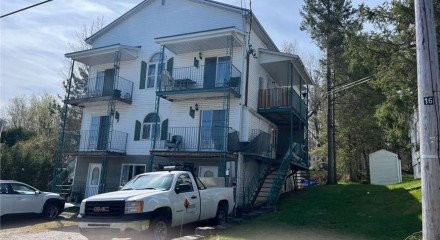 Commercial - Triplex or above - Asbestos, Canada - Canada
