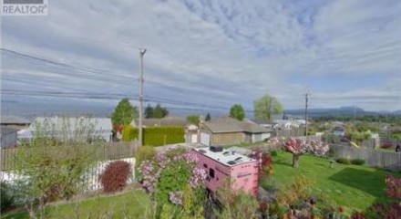Residential - Single Family Home - Powell River, Canada - Canada